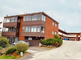 6609 SW Admiral Way - Soundcrest