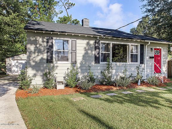 5th image of 1234 Plymouth Pl