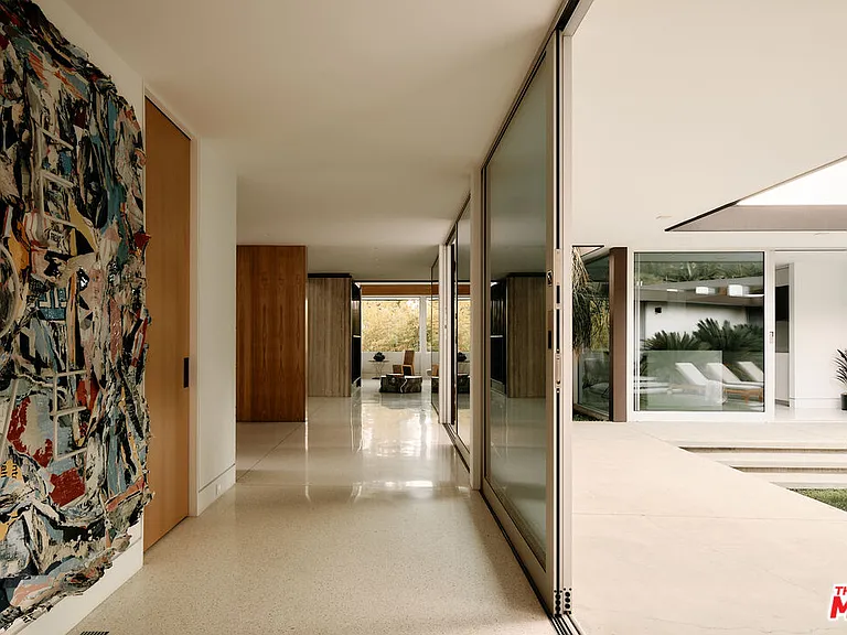 1061 Loma Vista Dr — Photo 12