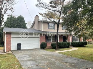 865 Regency Ct, Lawrenceville, GA 30044