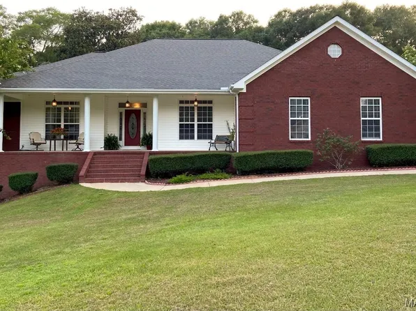 31 Thornwood Ct, Enterprise, AL 36330