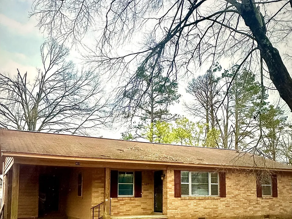 407 S Acre Dr