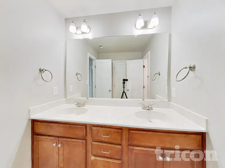 401 Bruce Johnson Rd — Photo 13