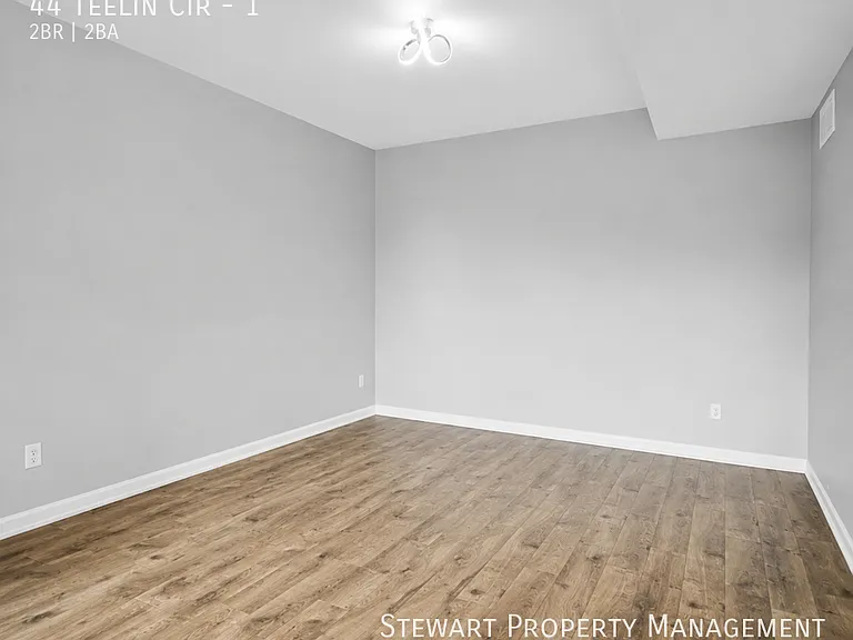 44 Teelin Cir #1 — Photo 10