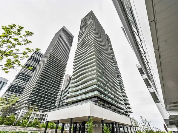 33 Shore Breeze Dr #2408, Toronto, ON M8V 0G1