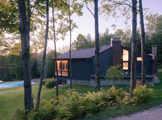 858 Alpine View Road, Stowe, VT 05672