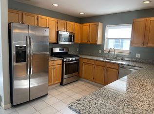 277 Juniper Dr, South Burlington, VT 05403