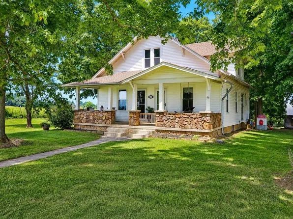 713 Rock Springs Rd, Summer Shade, KY 42166