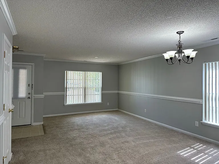 5091 Ballantine Dr — Photo 14