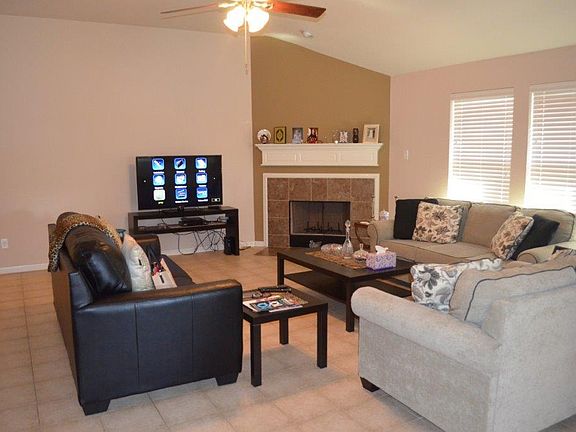 5th image of 18207 Almond Place Ln
