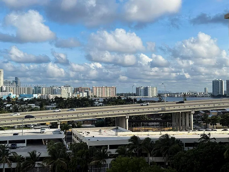 19380 Collins Ave #827 — Photo 19