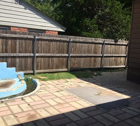 2nd image of 3633 Doris Dr
