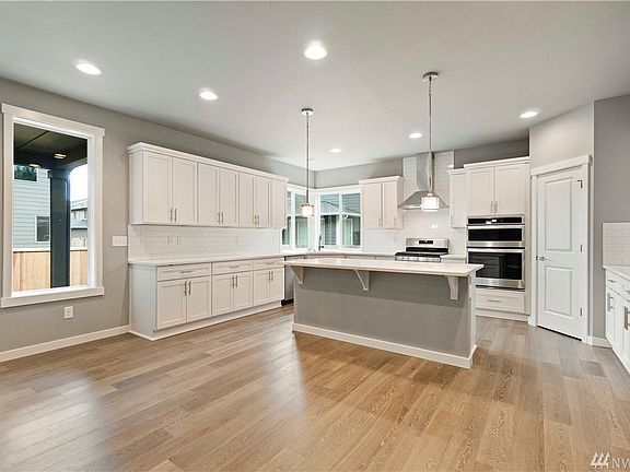 4th image of 16909 124th Avenue Ct E