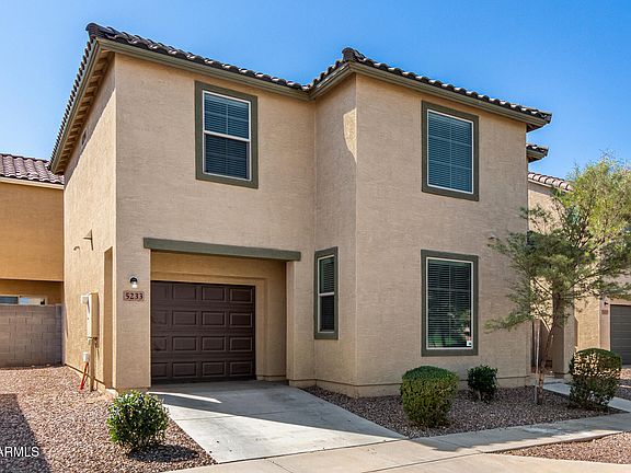 4th image of 5233 W ALBENIZ Place