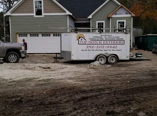 411 NW Backwoods Rd, Moyock, NC 27958