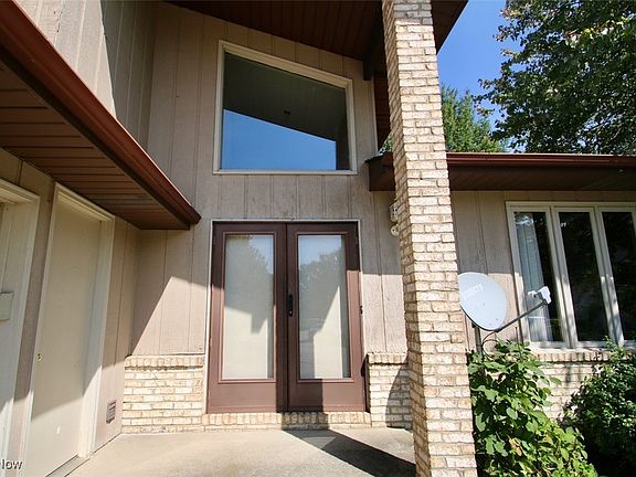 2nd image of 473 Celestia Dr