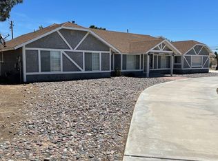 15021 Nokomis Rd, Apple Valley, CA 92307