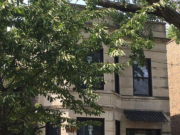 3rd image of 2634 N Sawyer Ave #2F