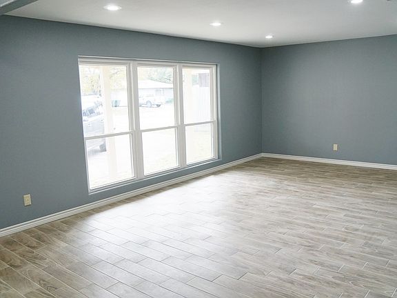 4th image of 4301 Asbury St