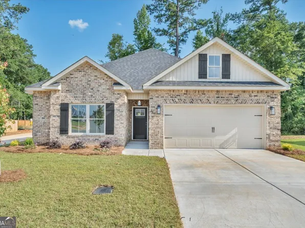 215 Willowbrook Ln, Kathleen, GA 31047