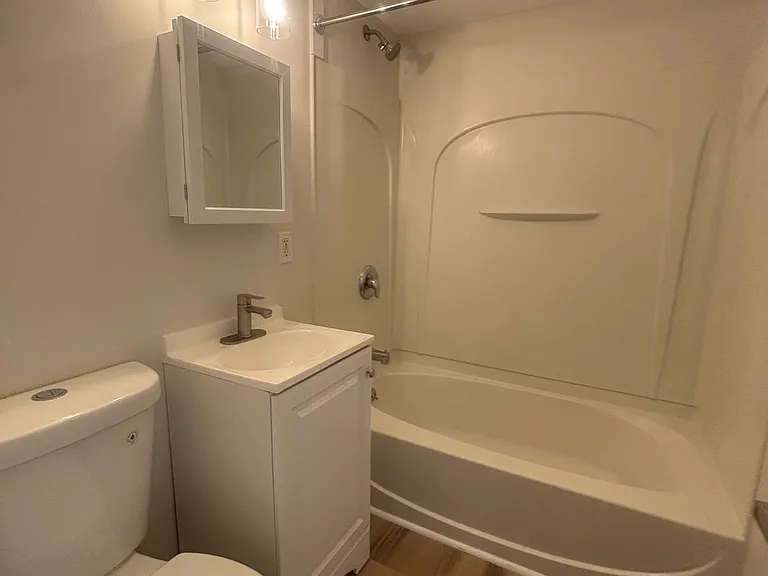 32 S Wycombe Ave #32 — Photo 7