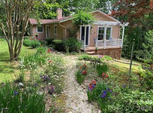 1193 Brightwater Dr, Hendersonville, NC 28739