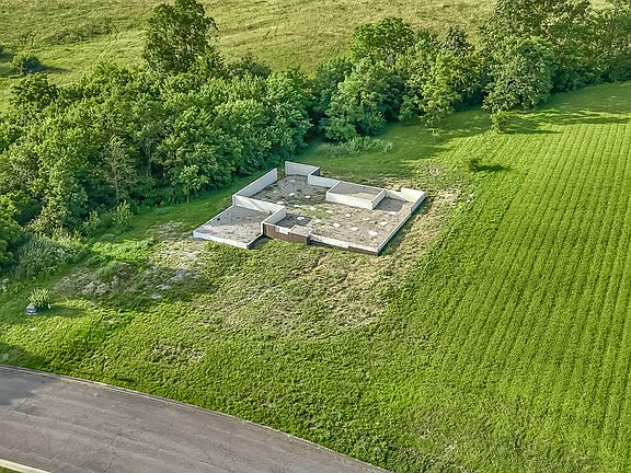 2nd image of LOT 4 Stone Crest Ln