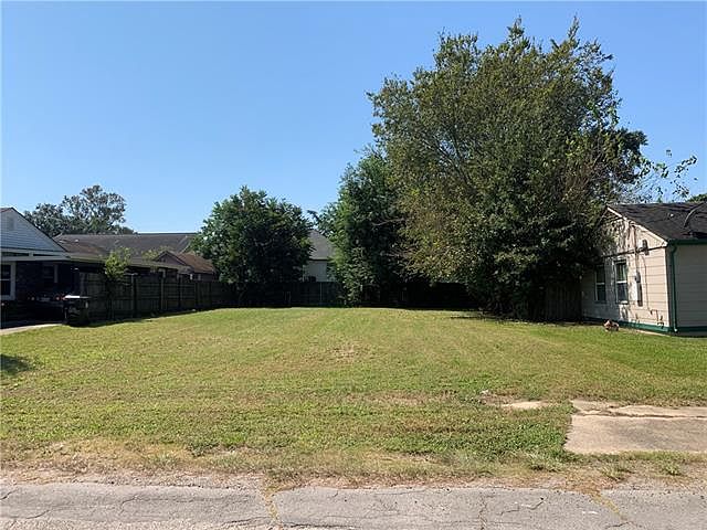 1st image of 5138 Pauline Dr