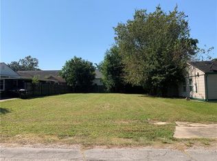 5138 Pauline Dr, New Orleans, LA 70126