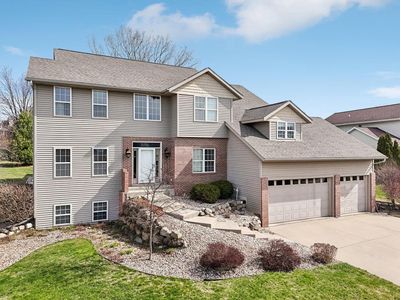 906 James Court, Waunakee, WI, 53597