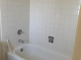4130 11th Ave NE #6001, Seattle, WA 98105
