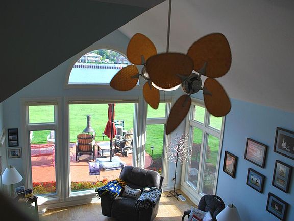 4th image of 120 Harbor Dr