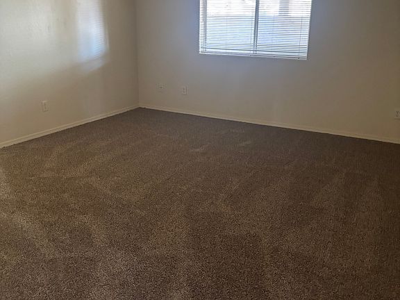 3rd image of 7202 N Viewscape Dr