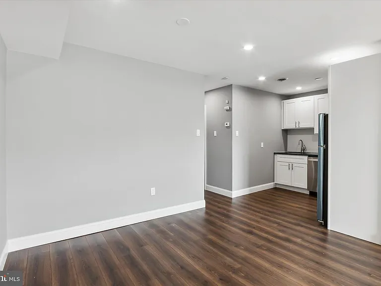 296 Greenough St #2 — Photo 7