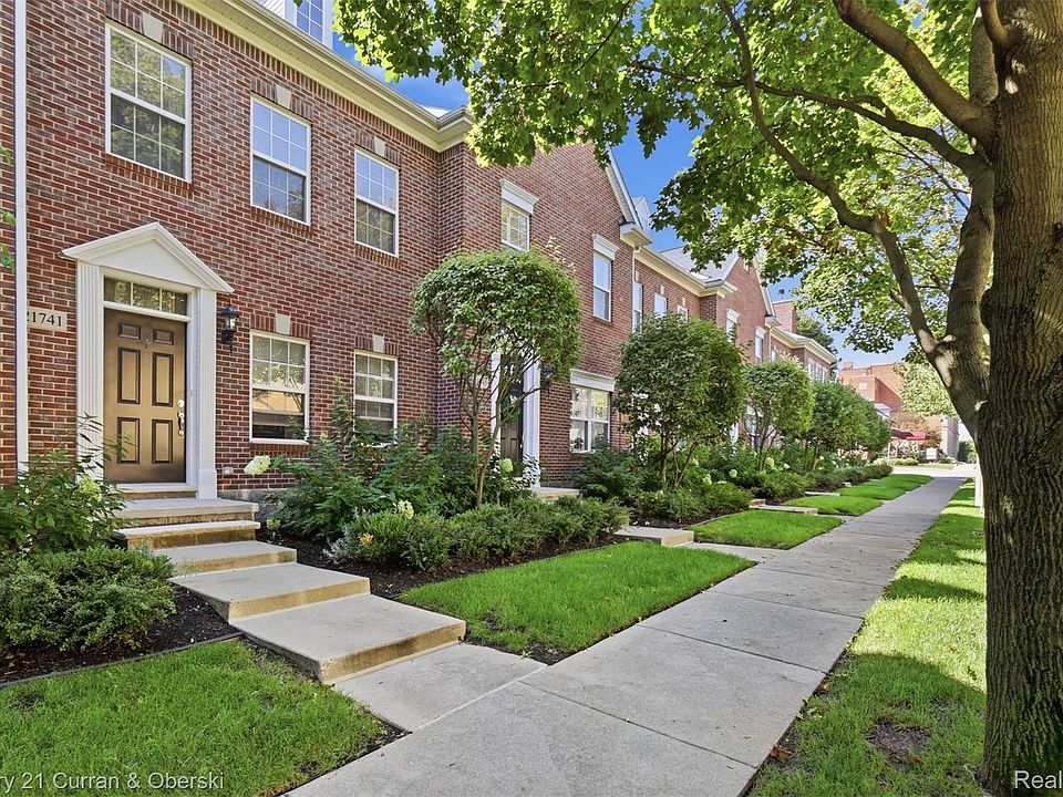 21745 Garrison St, photo 4