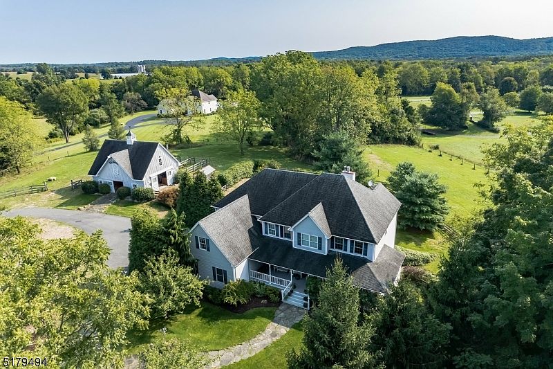 42 Long Bridge Road Colts Neck Nj 88