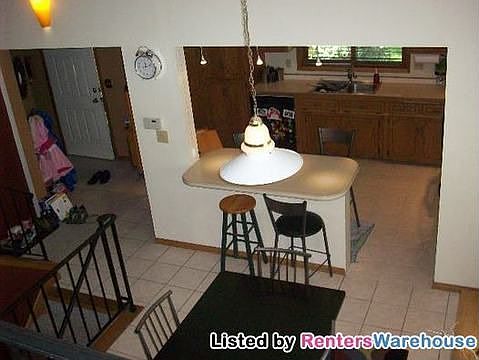 5th image of 3207 Meadow Brook Ct