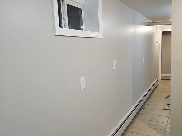 31 Edgewood St #3, Hartford, CT 06112