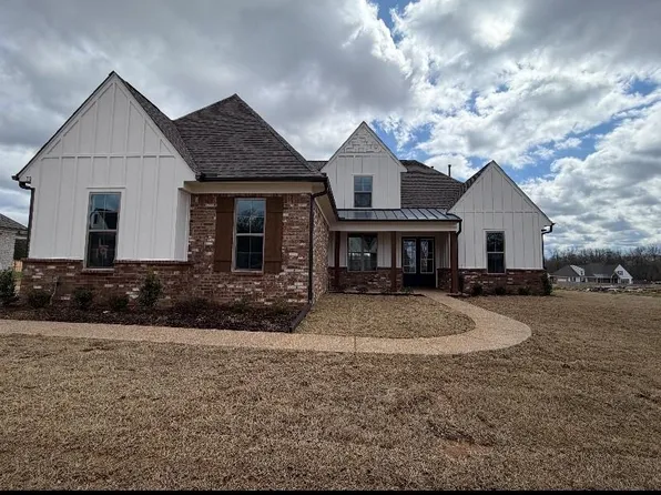 70 Rolling Hill Dr, Piperton, TN 38017