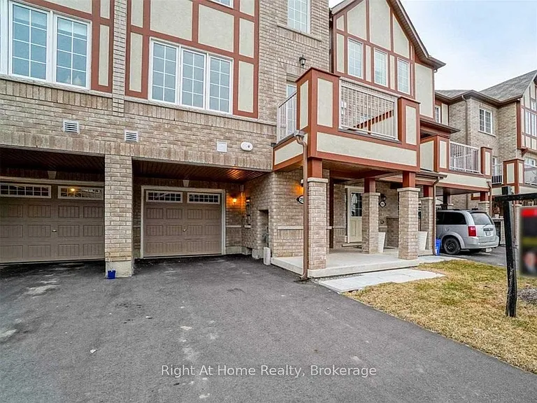 297 Murlock Hts — Photo 2