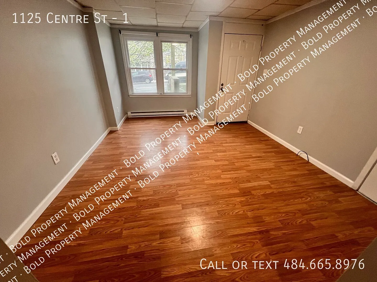 Two Bedroom One Bathroom — Photo 1
