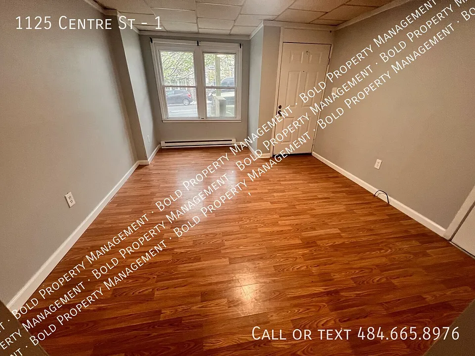 1125 Centre St #1