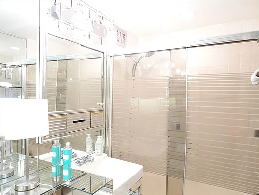 Sold by Citi Habitats | media 9