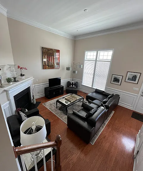 10530 Sablewood Dr — Photo 1