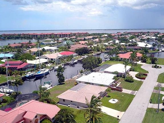 3rd image of 145 Bayshore Ct