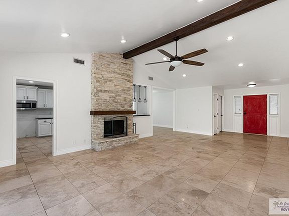 2nd image of 3206 Lazy Lake Dr