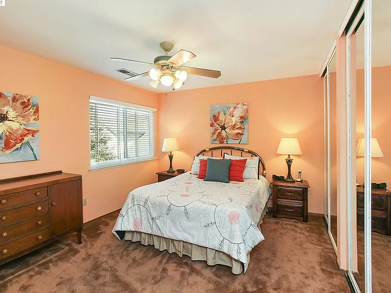 2114 Delucchi Dr — Photo 13