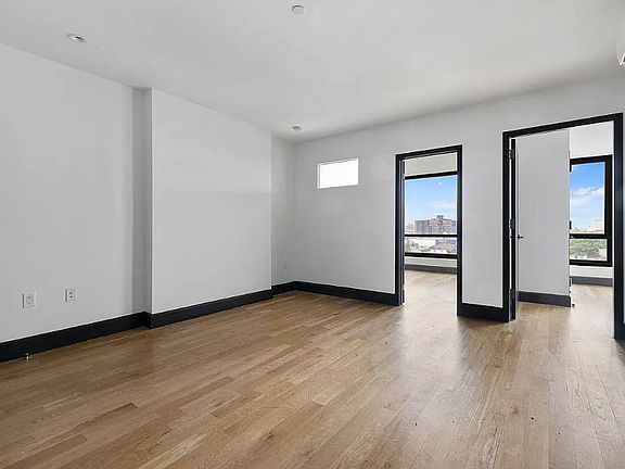 3rd image of 1134 Fulton St APT 8T