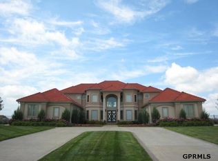 24312 Leavenworth Cir, Waterloo, NE 68069