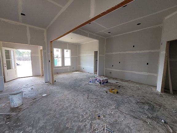 4th image of 157-170 Blue Oak Way